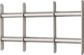 Metallplatten und Gitter dienen als besonders starken Einbruchschutz, aber auch nur dann wenn er professionell montiert wird. Fachgerechter Einbau vom Schlüsseldienst Rüdersdorf